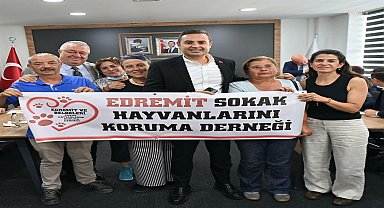 Balıkesir Büyükşehir Belediye Başkanı Akın, Edremitlilerle buluştu