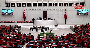 Burdur Milletvekili İzzet Akbulut: "Kuruyan Burdur Gölü'ndeki tozlaşma kanserojen madde yayıyor"