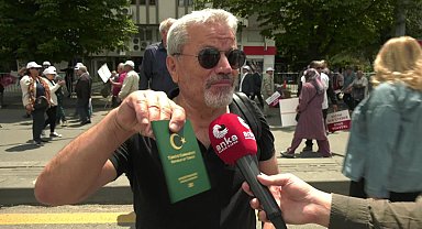 68 yaşındaki Veysel Örnek: ''Yeşil pasaportum 0 kilometre. İzmir dışına çıkamıyorum''