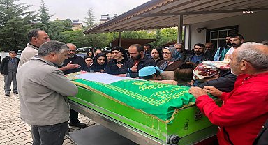 Cansız bedeni toprağa gömülü halde bulunan Dilara, gözyaşlarıyla son yolculuğuna uğurlandı