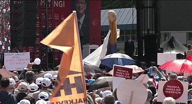 CHP Genel Başkanı Özel, Ankara'daki Büyük Emekli Mitingi'nde konuştu: