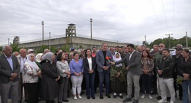 DEM Parti Eş Genel Başkanları, Figen Yüksekdağ'ı cezaevinde ziyaret etti