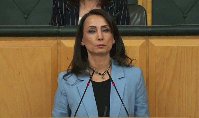 DEM Parti grup toplantısı...Tülay Hatimoğulları: Saray eşrafı ve küçük ortağı şunu iyi bilsin ki bu dava Türkiye tarihinin en büyük siyasi kumpas davasıdır