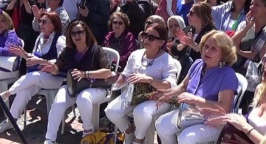 Edirne'de Kakava-Hıdırellez şenlikleri binlerce kişinin katılımıyla kutlandı