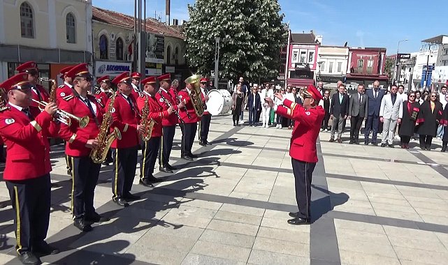 Edirne Eczacılar Odası Başkanı Kılıçcıgil: "Hastalarımızın tedavileri için ihtiyaç duydukları ilaçlara erişim sağlanmalıdır"