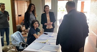 Edremit Belediyesi'nden can dostlar için ücretsiz mama dağıtımı