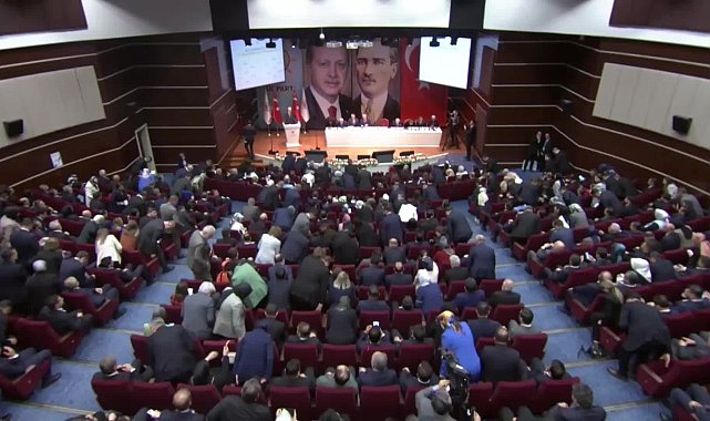 Erdoğan'dan 'yenilenme' mesajı: ''Bizim Ak Parti'den güç devşirecek isimlere değil Ak Parti'ye güç katacak şahsiyetlere ihtiyacımız var''