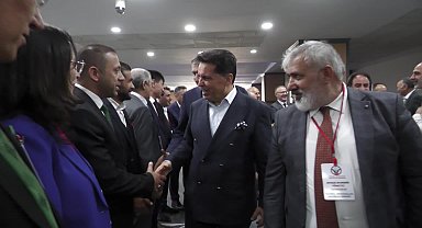 Esenyurt Belediye Başkanı Özer: "Temiz, yaşanabilir, huzurlu bir Esenyurt hayal ediyorum"