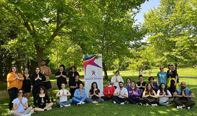 Eskişehir Büyükşehir Belediyesi Osmangazi Gençlik Merkezi'nden gençlere 'Yoga Atölyesi'