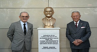Eskişehir'de Yılmaz Büyükerşen büstü törenle açıldı