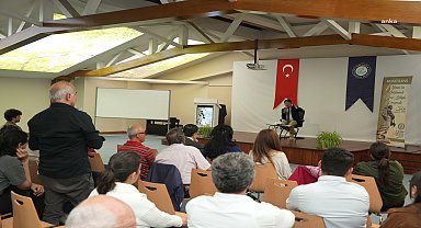 Eskişehir'de "Yunus'ca Düşünmek, Yunus Diliyle Konuşmak" konferansı düzenlendi