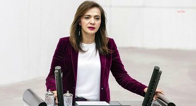 Gamze Akkuş İlgezdi: