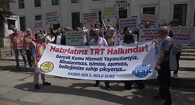 Haber-Sen, deprem riski nedeniyle boşaltılan TRT binalarında çalışmaya başlanmamasını protesto etti: tek bir çivi çakılmamışken, kamunun parası nereye harcandı?