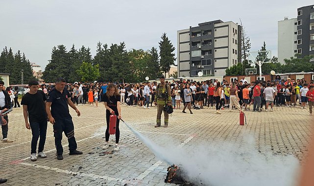 Hatay Büyükşehir İftaiyesi'nden konteyner kent personeline eğitim
