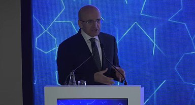 Hazine ve Maliye Bakanı Şimşek: “Geçen sene müdahale etmeseydik vatandaşımız 40 milyar dolar altın ithal edecekti”