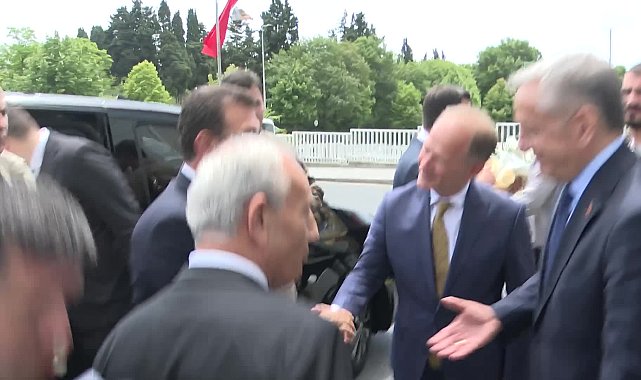 İmamoğlu, Küçükçekmece Belediye Başkanı Çebi'yi ziyaret etti: “5 yıllık başarınızın ispatı seçimde elde edilen sonuçtur”