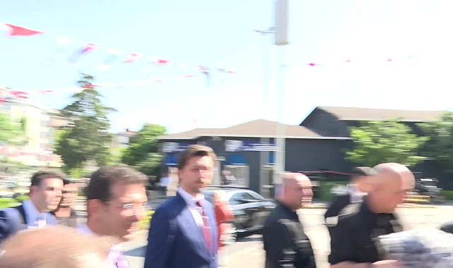 İmamoğlu: Seçilmişliğe, iradeye dönük saygıyı, toplumumuza yakışan bir hizmet dönemini hep birlikte sağlarız