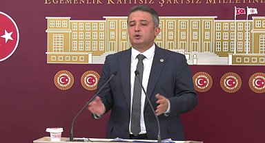 İsa Mesih Şahin'nden 'atama' tepkisi: "68 bin öğretmen açığımız var. Yarattığınız ekonomik krizin faturasını gençlere mi ödeteceksiniz?"