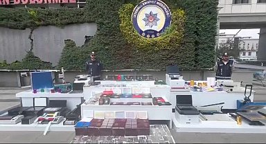 İstanbul'da 16 bin 318 sahte pasaport, kimlik ve sürücü belgesi ele geçirildi
