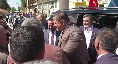 İzmir Büyükşehir Belediye Başkanı Tugay, Ödemiş'te Helviş Bayramı'na katıldı: "Size hizmet için buradayız"