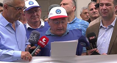 İzmir'de memurlardan
