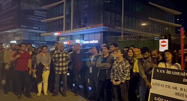 İzmir'de Van protestoları nedeniyle gözaltına alınan 9 kişi tutuklandı