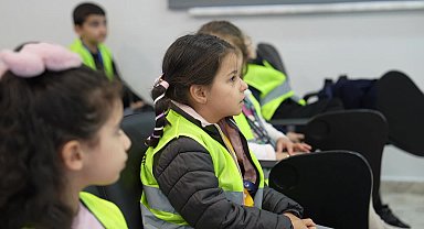 Kartal Belediyesi'nden çocuklara trafik ve ilk yardım eğitimi