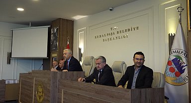 Kemalpaşa Belediye Başkanı Türkmen muhtarlarla buluştu