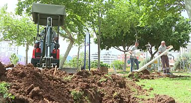 Konyaaltı Belediyesi'nden parklarda aydınlatma çalışması
