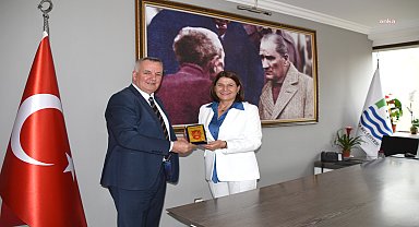 Kosova Lipjan Belediye Başkanı, Foça Belediye Başkanı Fıçı'yı ziyaret etti