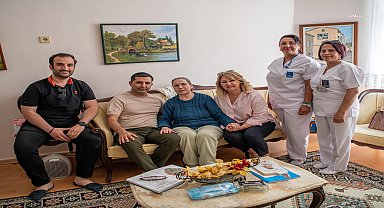 Kuşadası Belediye Başkanı Günel'den 'Anneler Günü' ziyaretleri