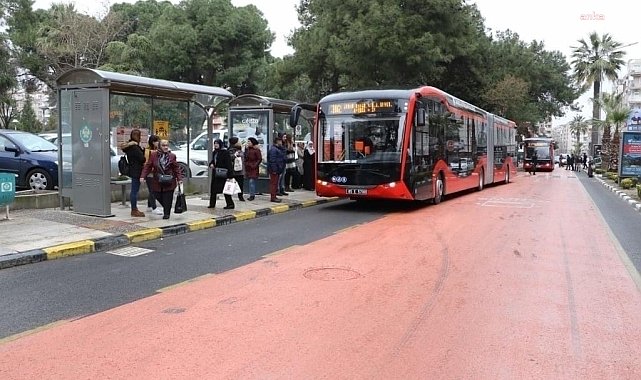 Manisa Büyükşehir'den toplu ulaşımda yüzleri güldürecek destek