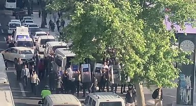 MEB önünde oturma eylemi yapan özel okul öğretmenleri gözaltına alındı