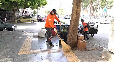 Mersin Büyükşehir Belediyesi ekipleri, olumsuz hava koşullarına karşı sahadaydı