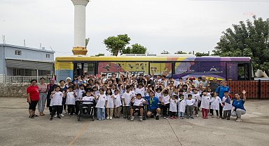 Mersin Büyükşehir'in 'Sporbüs'ü çocuklar için yollarda