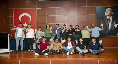 Mersin Büyükşehir Şehir Tiyatrosu kursiyerleri, izleyici karşısına çıkmak için gün sayıyor