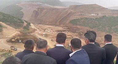 Mustafa Sarıgül İliç'te: "5 madencimize ulaşma çalışmaları sürüyor"
