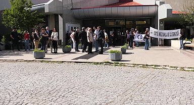 ODTÜ öğrencilerinin üniversite şenliğinin Devrim Stadyumu'nda yapılması için başlattığı eylem sürüyor...