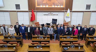 Odunpazarı Belediye Meclisi, Tepebaşı Belediye Başkanı Ataç'ı ziyaret etti