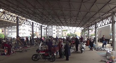 Osmaniye'den vatandaşlardan ikinci el pazarına yoğun ilgi....Esnaf: 