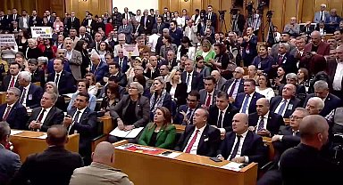 Özgür Özel: "Belediye yatırımlarımızı engellemeye çalışanlarla milletin huzurunda hesaplaşırız"
