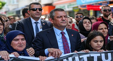Özgür Özel: "Madenci Şenol Zurnalı'ya Allah'tan rahmet, yaralı madenci savaş onu2a acil şifalar diliyorum"