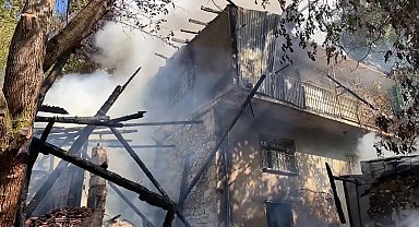 Safranbolu'da iki katlı ev alevlere teslim oldu