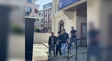 Şampiyonluk kutlaması yapanların üzerine araç süren sürücü gözaltına alındı