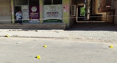 Şanlıurfa'da DEM Parti Birecik İlçe Başkanlığı'na silahlı saldırı