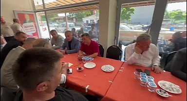 Seçimin 2 Haziran'da yenileneceği Büyükkarıştıran'da seçim çalışmaları sürüyor