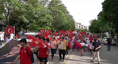 Şehitkamil, 19 Mayıs’ı “Bayraklı Büyük Yürüyüş” ile kutladı