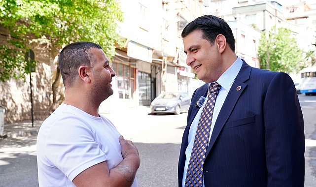 Şehitkamil Belediye Başkanı Yılmaz, Karşıyaka'da yurttaşlarla buluştu