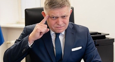 Slovakya Başbakanı Fico silahlı saldırıda yaralandı