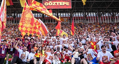 Süper Lig’e yükselen Göztepe şampiyonluk kupasını aldı